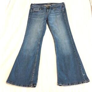 Vintage Iluv FLARE Bottom BOOT CUT Stretch Jeans Size 11 Pockets Bohemian Gypsy